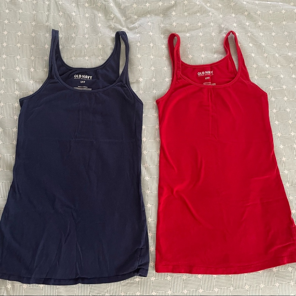 Red and navy blue Old Navy tank tops - Set of 2